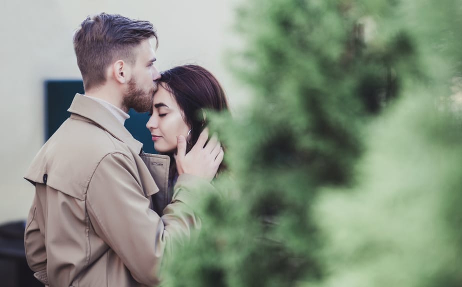 10 Signs He Loves You Deeply