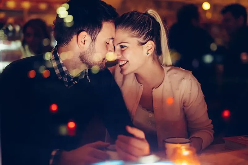 34 Undeniable Signs a Man Loves You Deeply