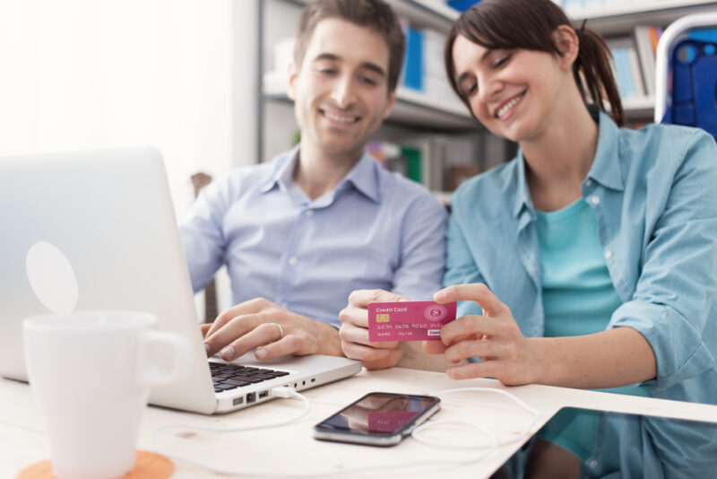 28 Signs A Female Coworker Likes You And What To Do