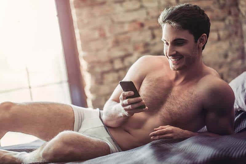 47 Good Morning Texts For Him: The Best Way To Start His Day