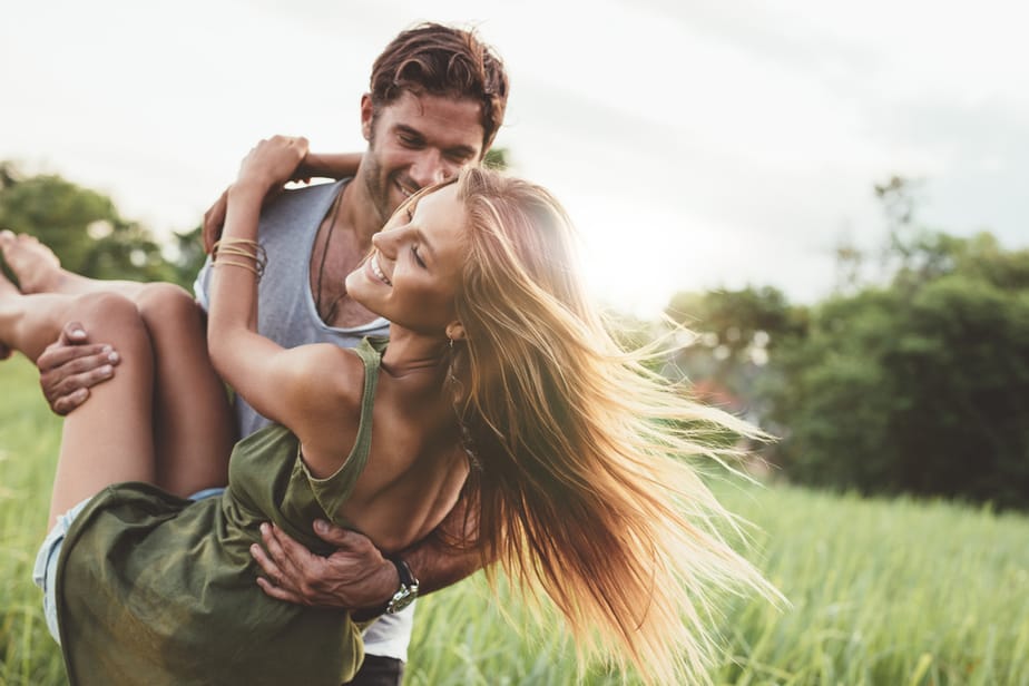 20 Signs Your Guy Friend Is Falling For You