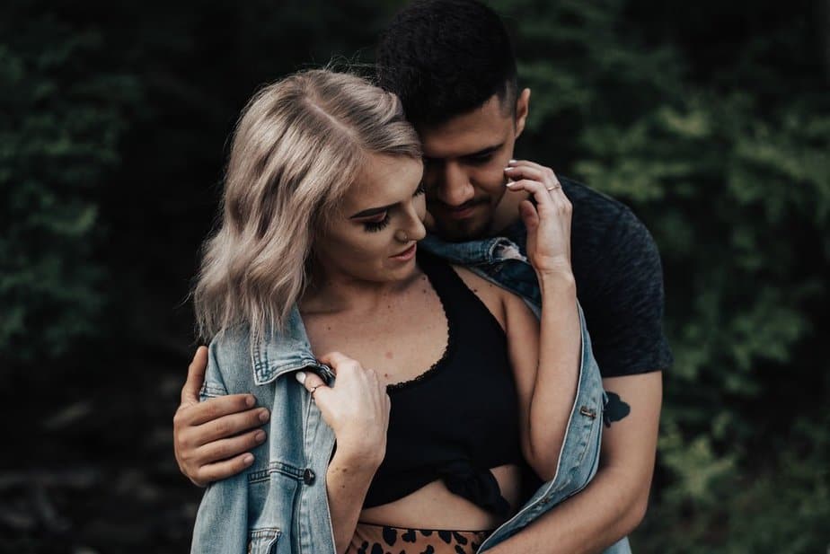 13 Signs Your Ex is Trying to Get Your Attention 10