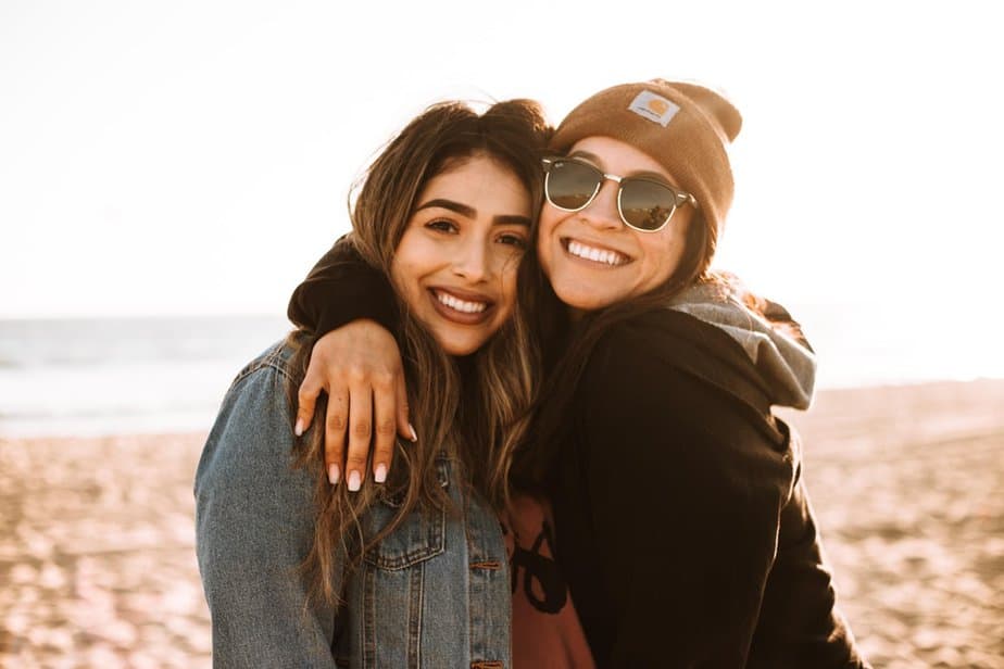 40 Greatest Best Friend Paragraphs To Send To Your BFF 2