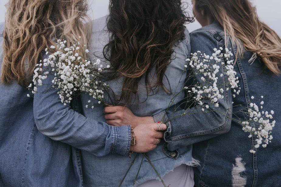 40+ Greatest Best Friend Paragraphs To Send To Your BFF