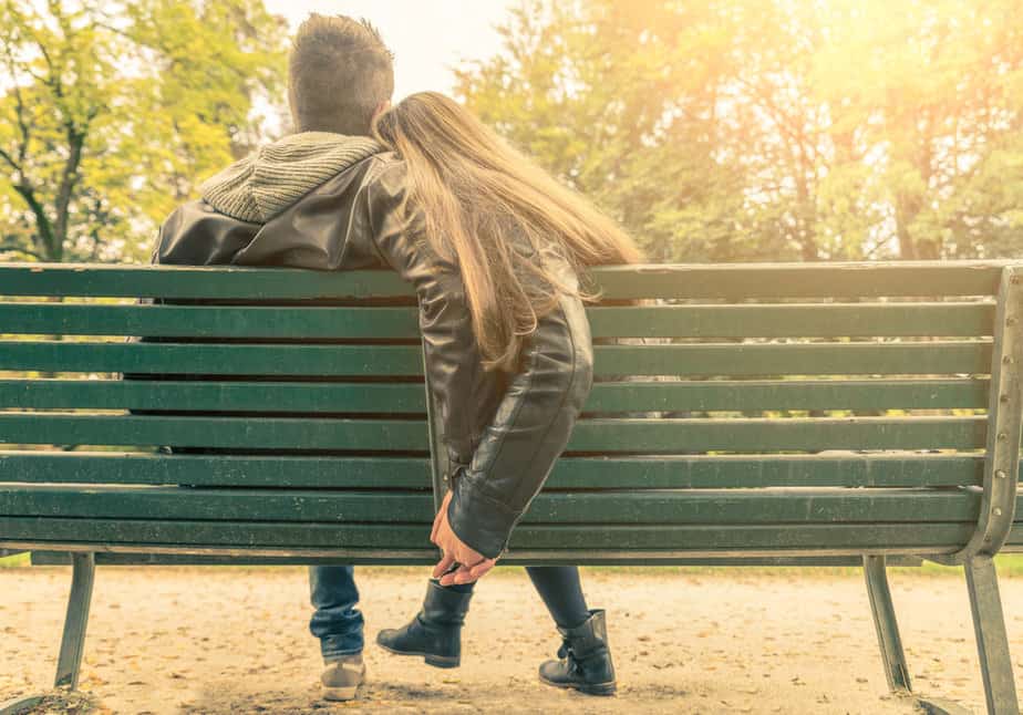 Come capire se gli piaci: 20 segni di innamoramento