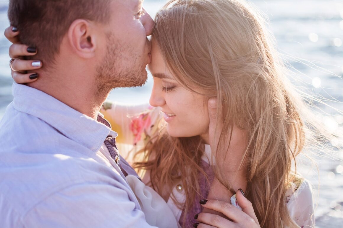 Everything You Need to Know About the Stages of a Rebound Relationship