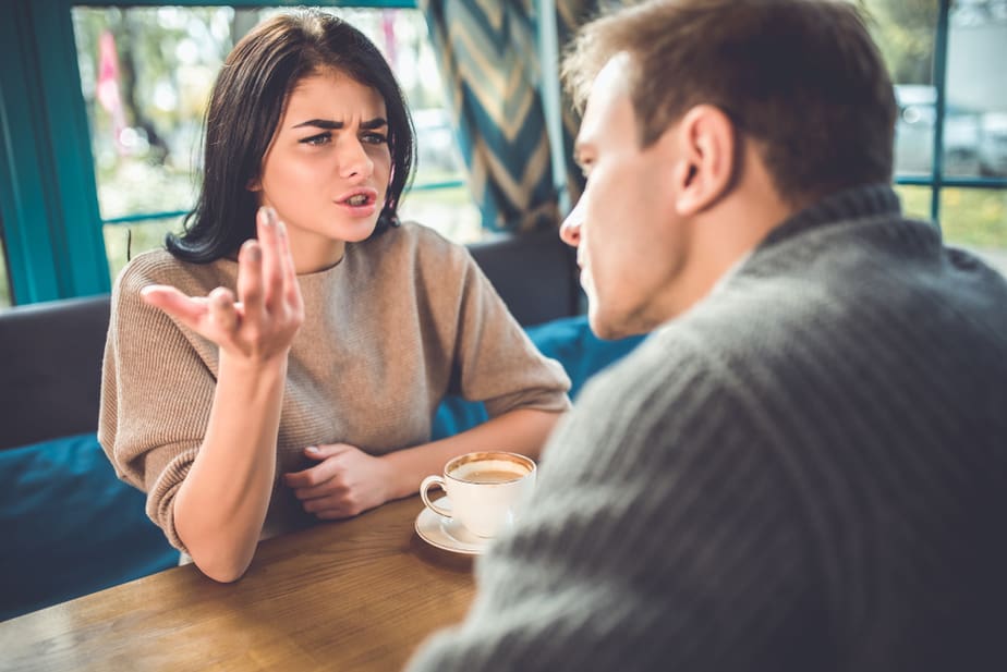 DONE! 9 Surefire Signs He's Lying To You Based On His Body Language