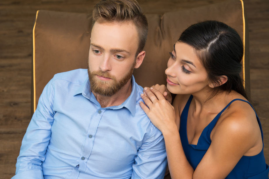 DONE! Is He Losing Interest 7 Signs That He Is And How To Respond