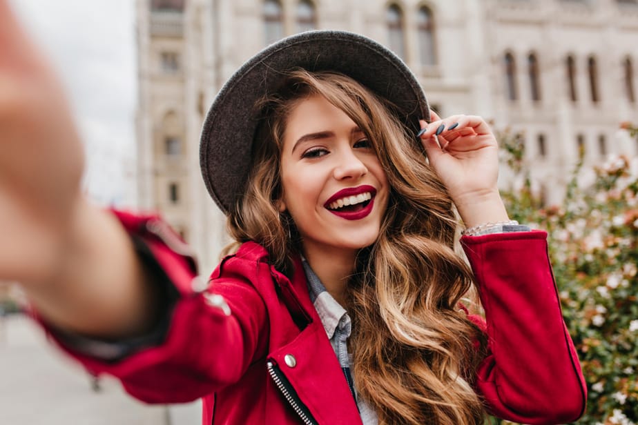 10 Guaranteed Ways To Make Yourself Instantly Feel More Attractive