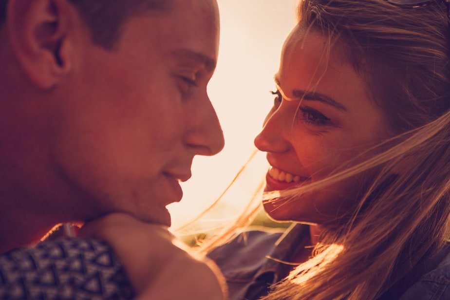 DONE! 11 Proven Signs He Finds You Irresistible