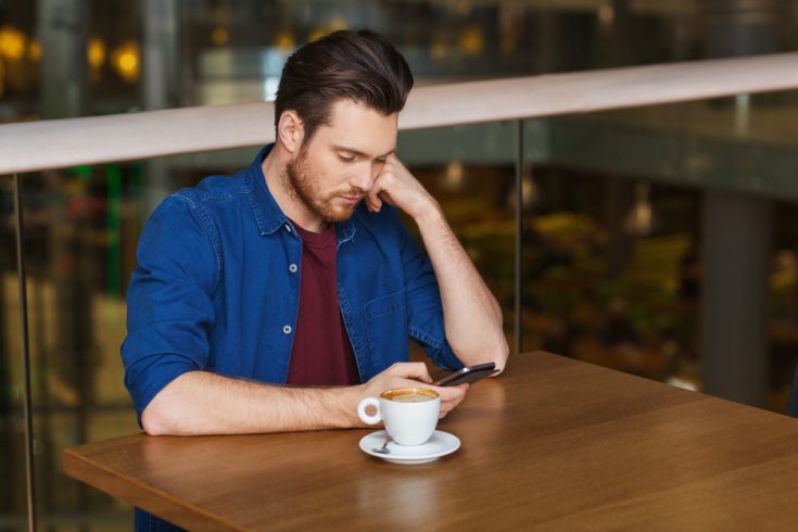 How To Tell If A Guy Likes You Over Text? 25 Giveaway Signs