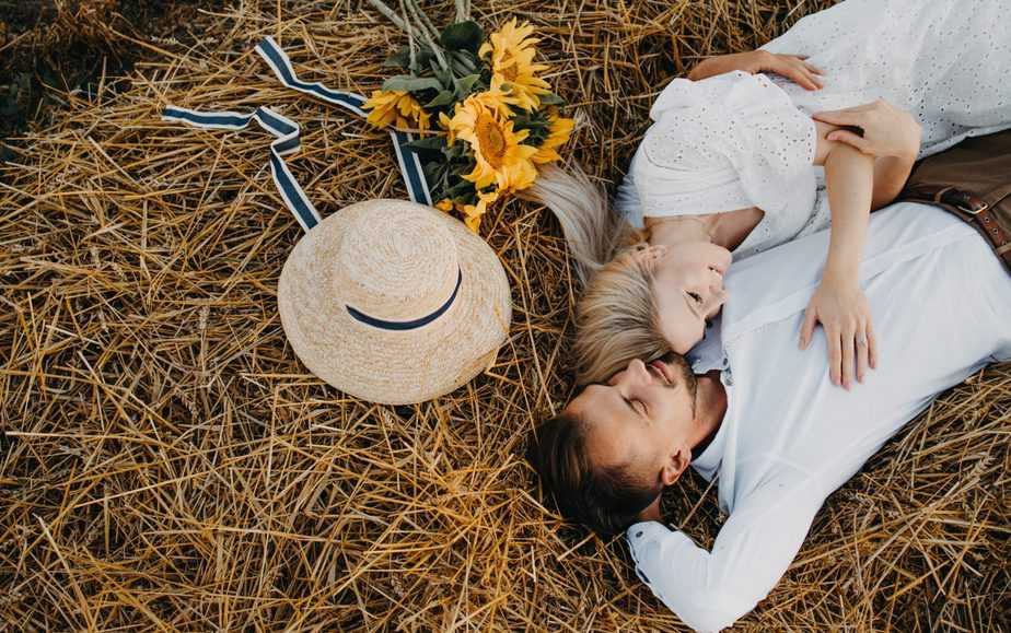 How To Manifest Your Soulmate In 10 Important Steps