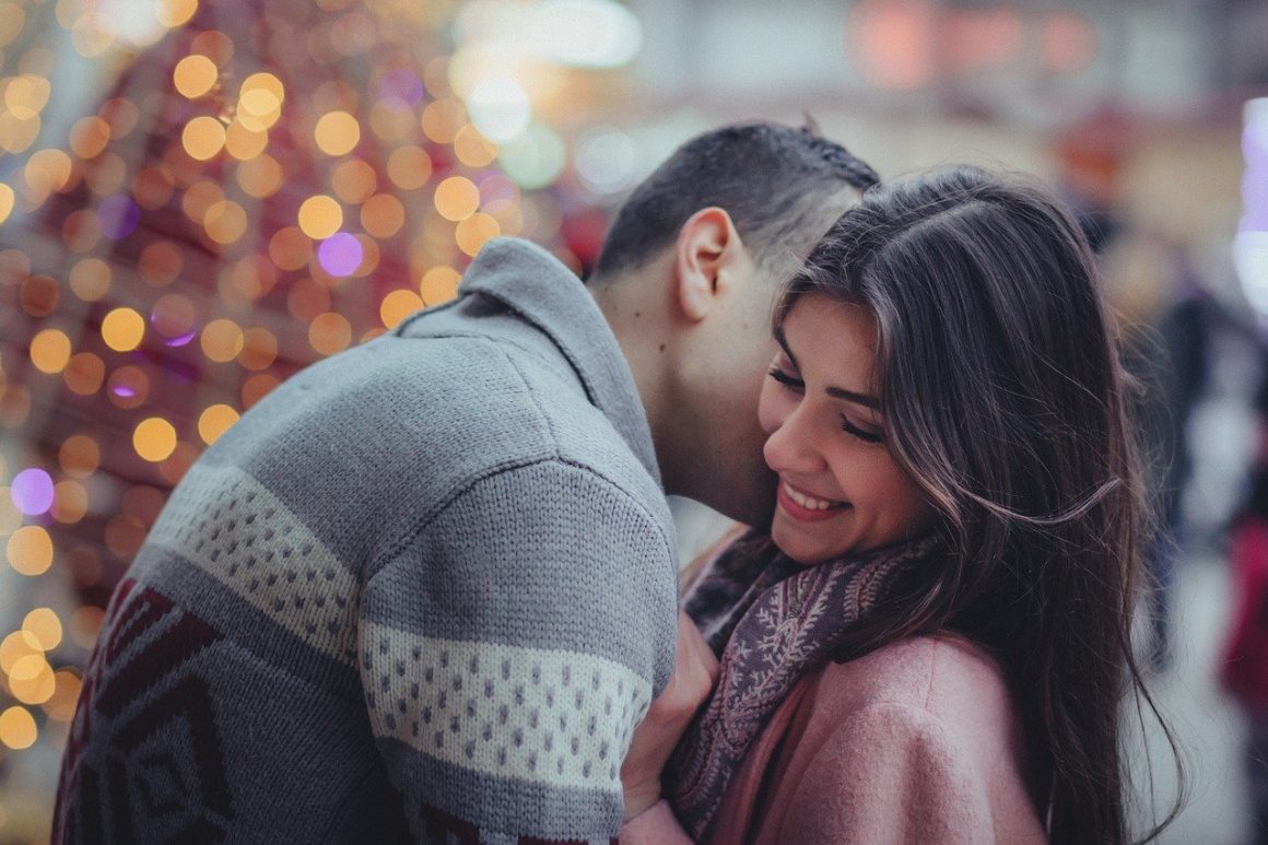 DONE Having A Great Relationship Means Doing These 5 Small Acts Of Kindness 2