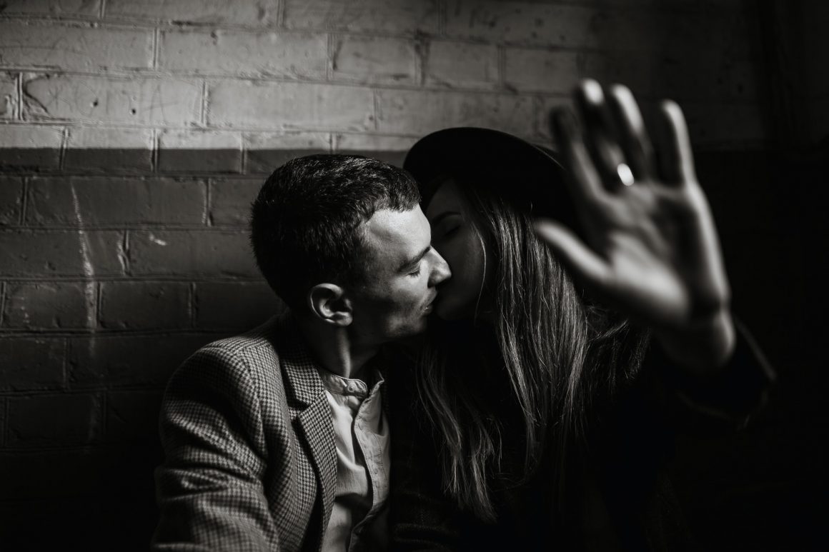 DONE! What A Guy Is Thinking When He Kisses You 11 Thoughts Every Guy Has