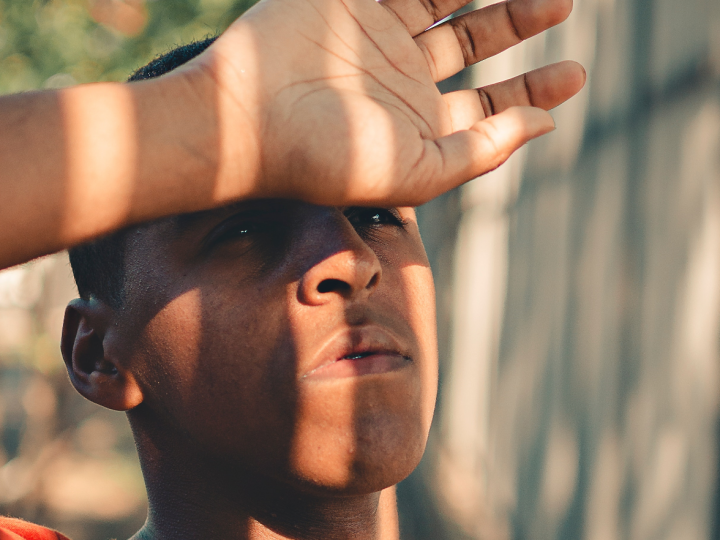 How To Make A Girl Chase You By Ignoring Her: 9 Simple Tricks