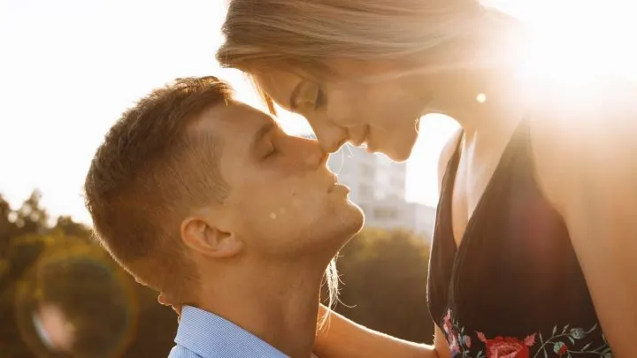 21 Telltale Signs A Guy Is Falling For You Hard