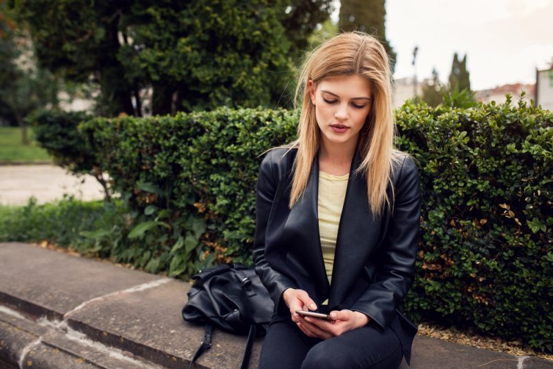 What Does It Mean When A Guy Sends You A Heart Emoji?