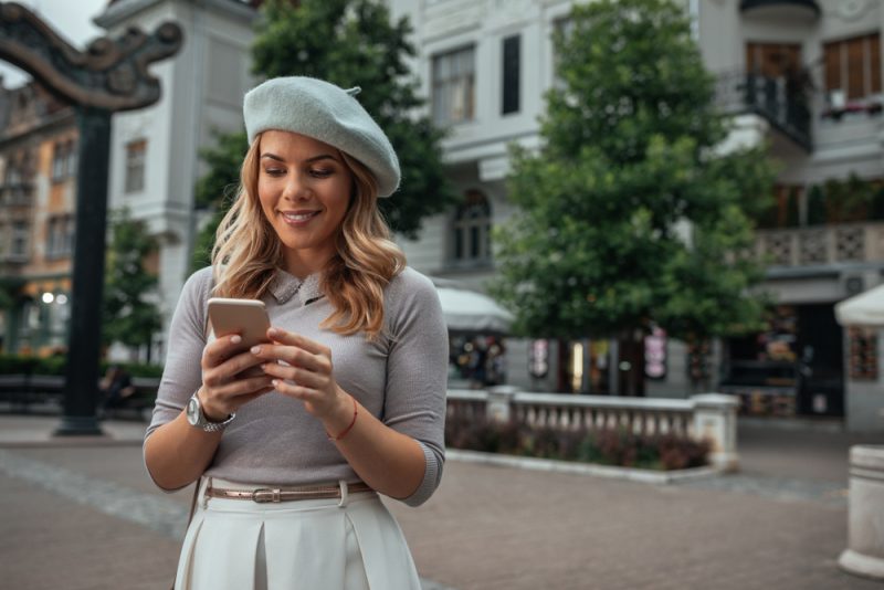 What Does It Mean When A Guy Sends You A Heart Emoji?