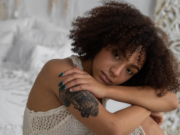 13 Surprising Signs A Man Is In Love With His Mistress