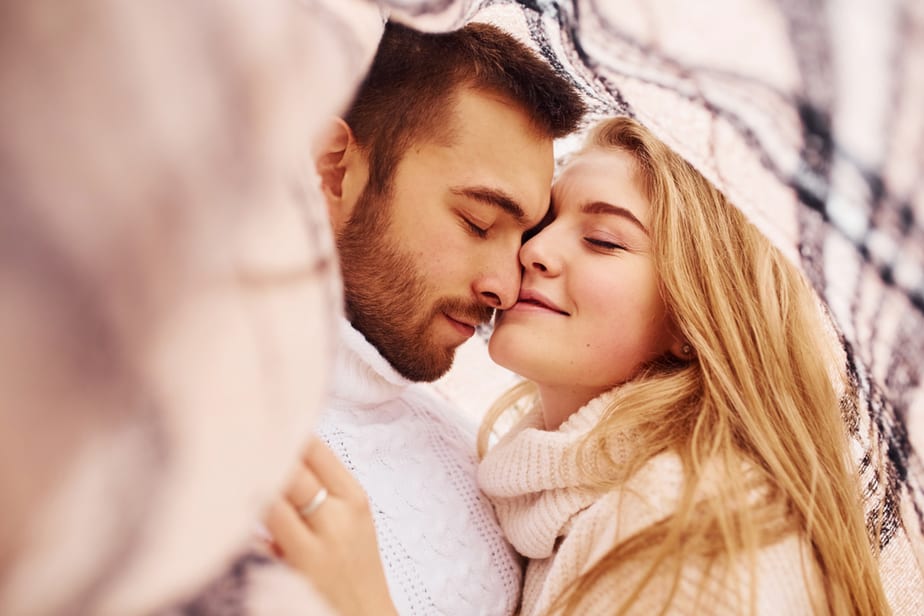 DONE! 5 Things A Man Has To Feel To Fall In Love With You