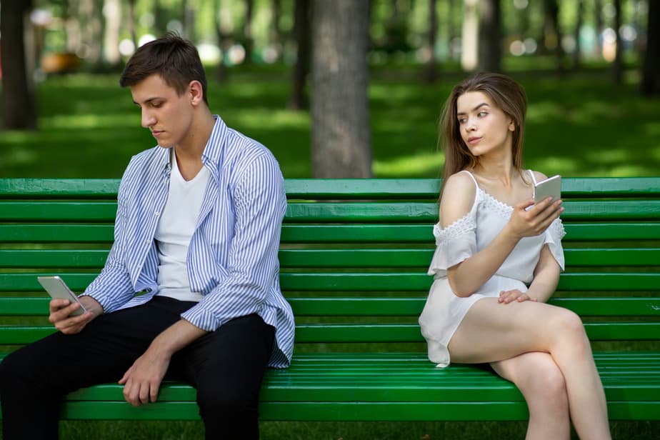 20 Warning Signs Your Husband Has A Crush On Another Woman