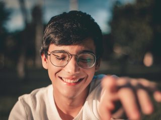 dating a mama’s boy