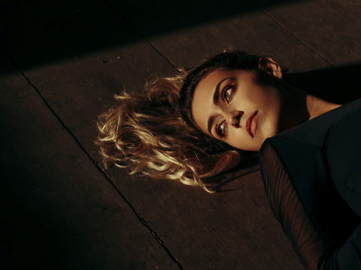 How Do You Know When A Relationship Is Over? 16 Obvious Signs