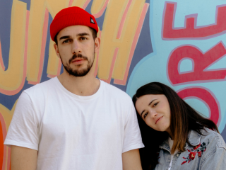 my boyfriend doesn't help me financially