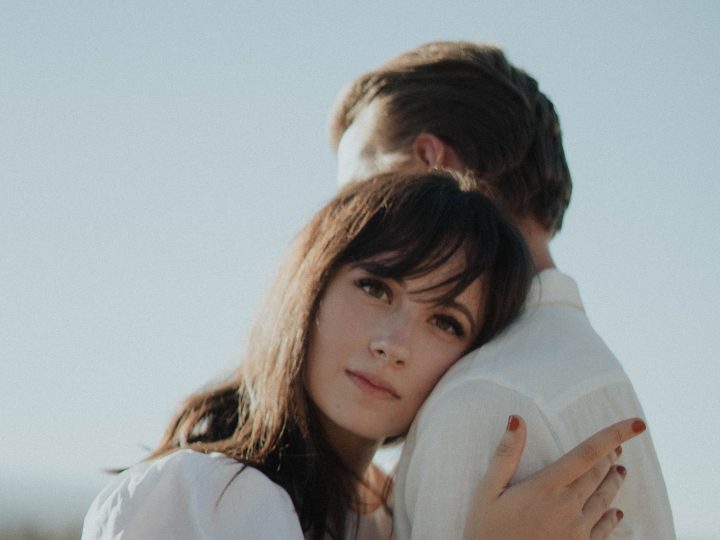 11 Tips On How To Deal With Your Boyfriend Moving Away