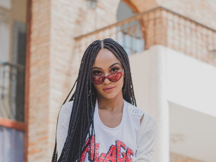 20 Often Overlooked Signs She Wants You To Make A Move