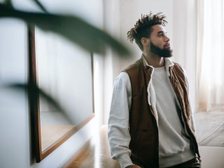 7 Telltale Signs A Guy Doesn't Know What He Wants