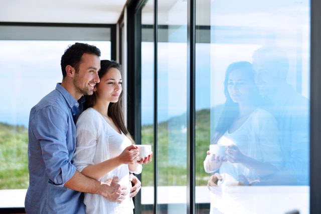 11 Tips On How To Deal With Your Boyfriend Moving Away