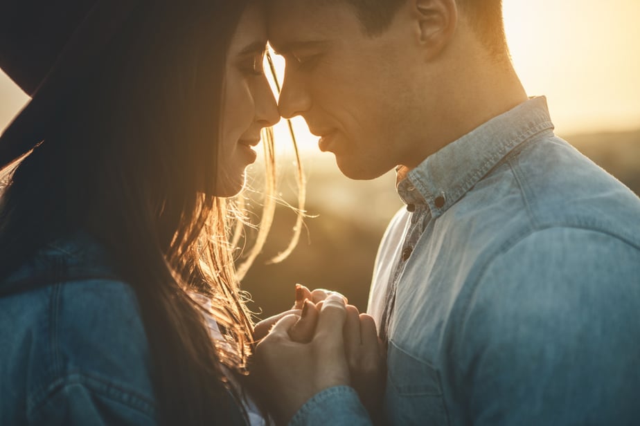 12 Intense Twin Flame Reconnection Signs You Won't Be Able To Miss