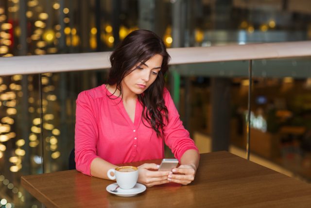 Ignoring Back When A Man Ignores You, Ignore Him Back By Doing These 13 Things