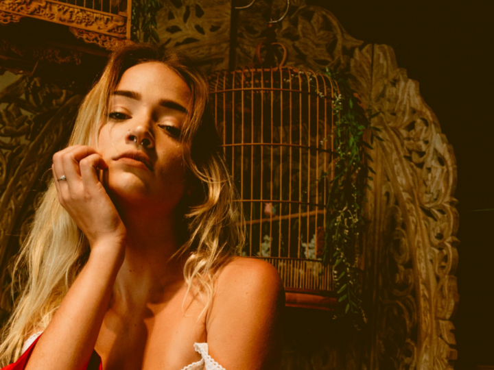 9 Situations In Which Blocking Someone You Love Is Your Only Option