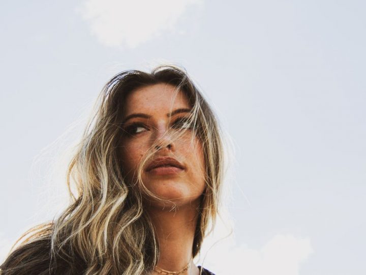 How Do I Tell Him I Like Him? 29 Ways To Let Him Know You&rsquo;re Into Him