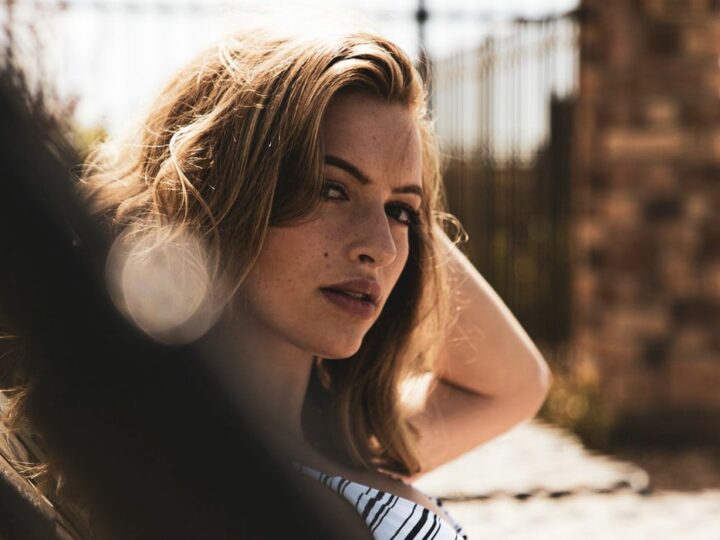 Stop Choosing A Person Who Doesn&rsquo;t Choose You