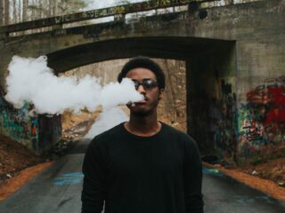 ignoring an aquarius man