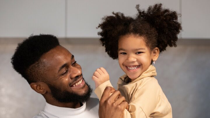 6 Reasons Why You Should Never Date A Man With A Child
