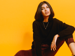 my boyfriend talks to other females online