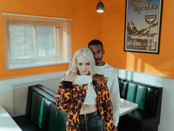 4 Signs He&rsquo;s Not Worth Your Time And Energy