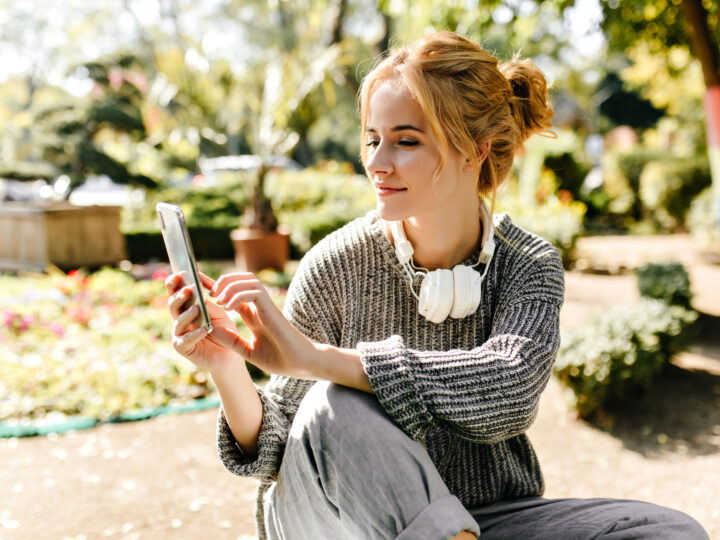 65+ Text Messages To Make Him Obsess Over You Uncontrollably