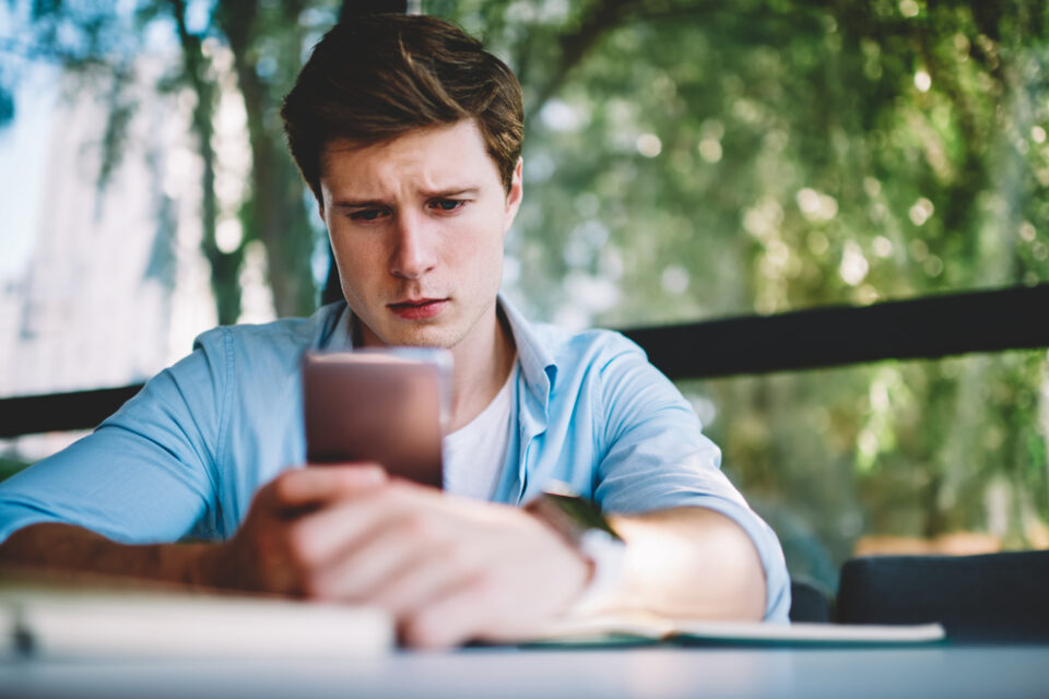 Why Do Guys Take Forever To Text Back? 12 Men Explain Themselves