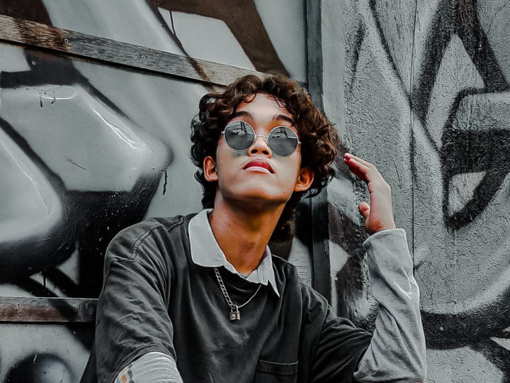 An Aries Man Stopped Texting You? This Is What You Need To Do Now