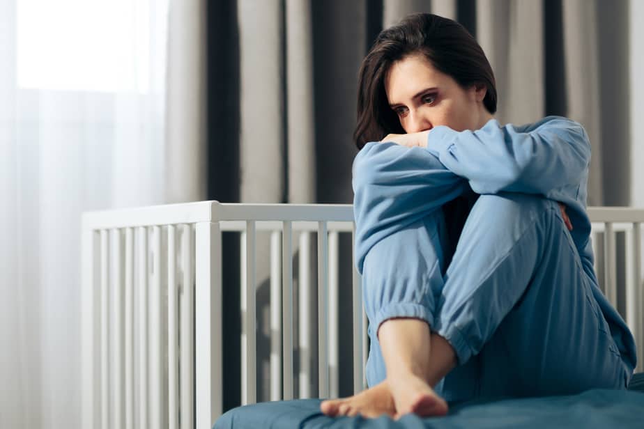 DONE! 5 Signs You Developed Stockholm Syndrome In Your Abusive Relationship
