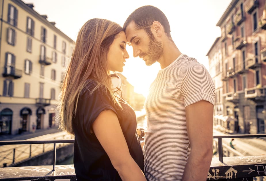 When A Man Is Afraid Of Losing You, He'll Do These 6 Things