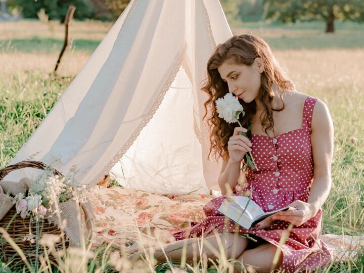 This Is What Dating An Insecure Girl Feels Like