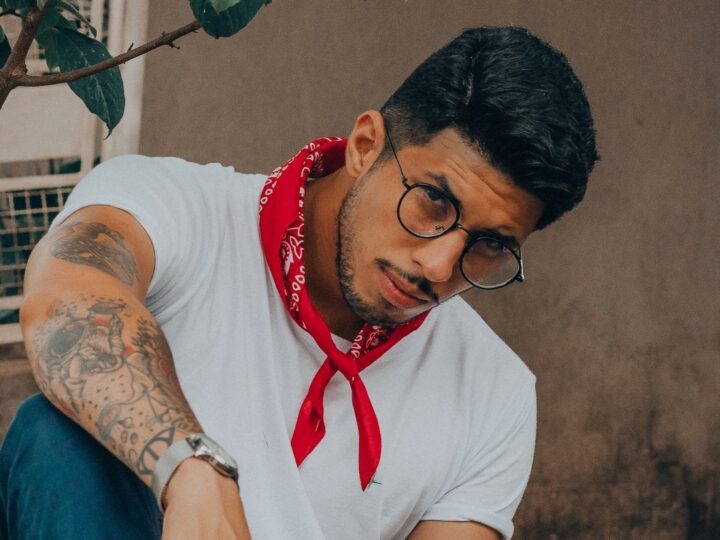 6 Warning Signs You&rsquo;re Dating An Arrogant Man, Not A Confident One