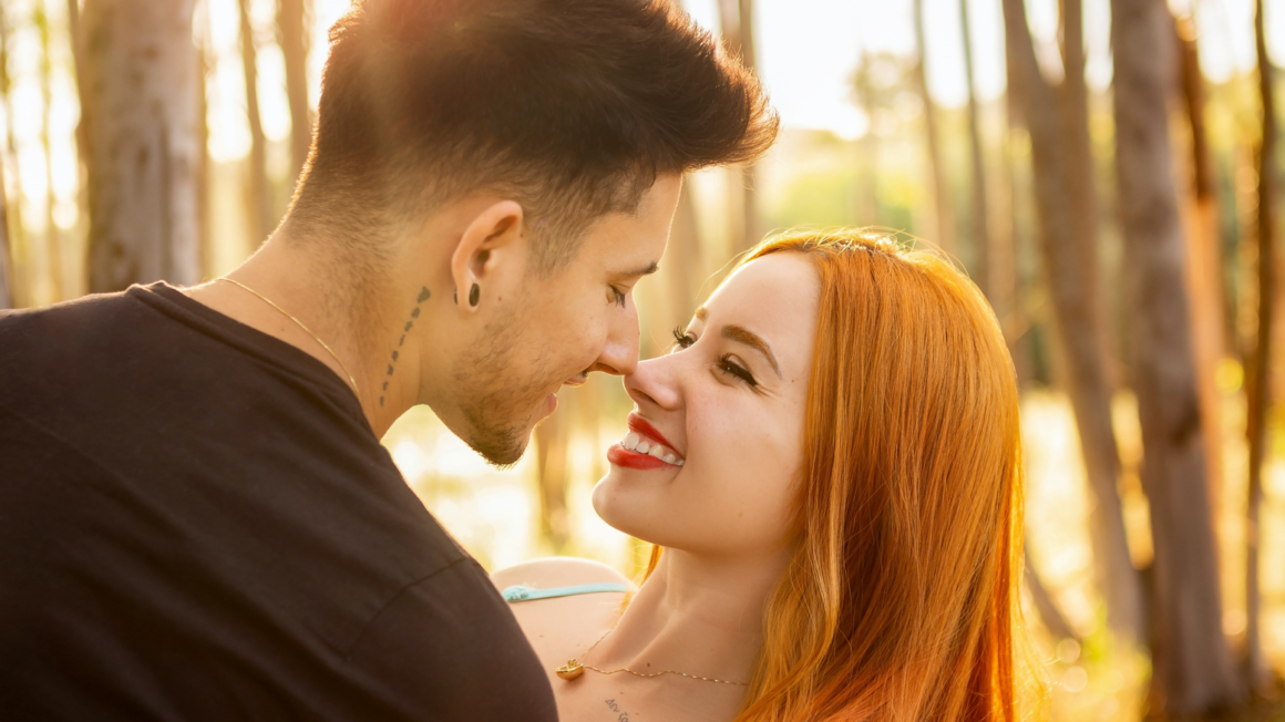 how to make a guy chase you using male psychology