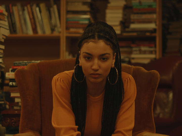 What Makes A Man Chase A Woman? 18 Things That Make You Attractive